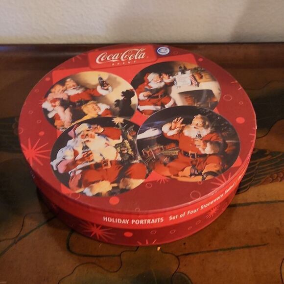 Franklin Mint Coca Cola Santa Porcelain Decorative Salad Dessert Plates Set of 4 - Picture 14 of 15
